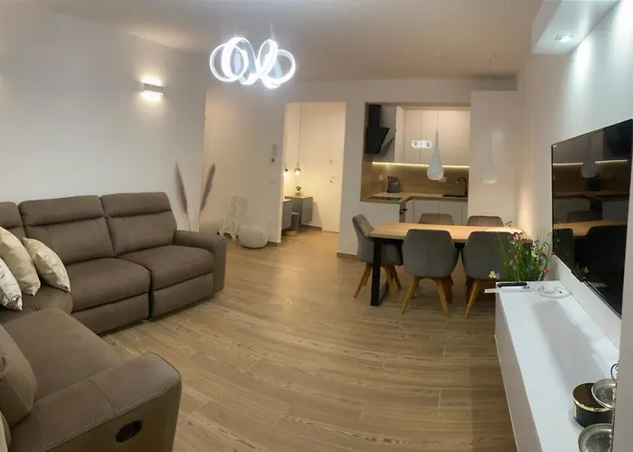 アパート Dragica ザダル